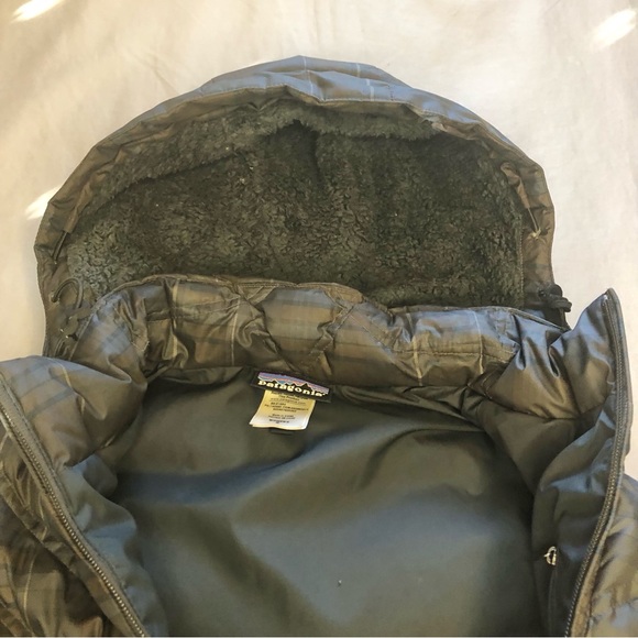 Patagonia Woman’s Goose Down Plaid Puffer Vest With Hood Size Small - Picture 5 of 7